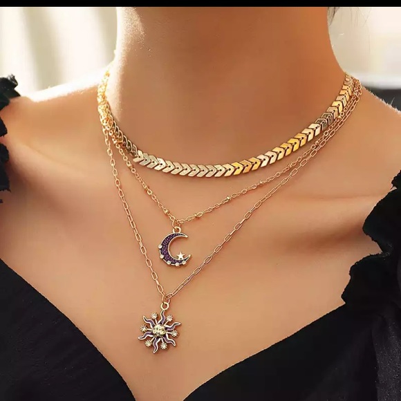Jewelry - New 18k gold plated multilayered Necklace